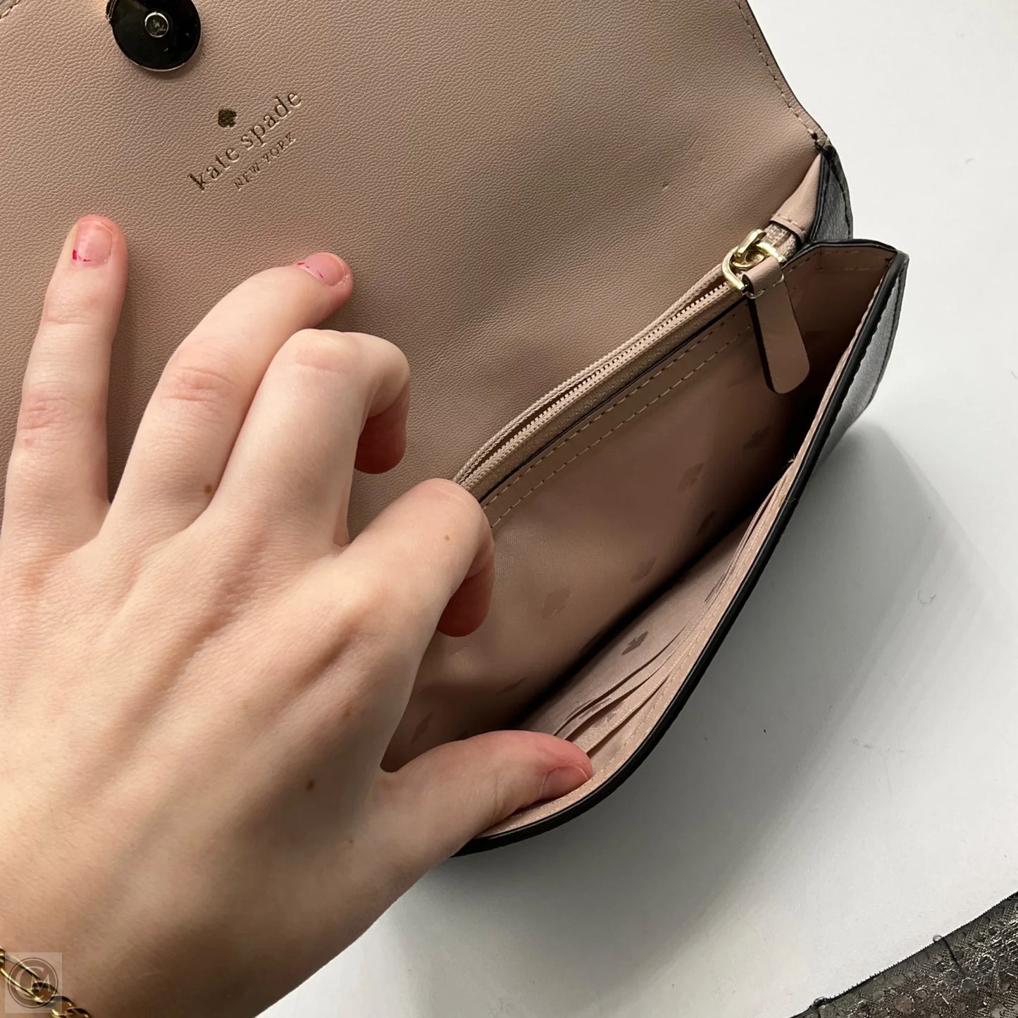 Wristlet Designer By Kate Spade, Size: Medium