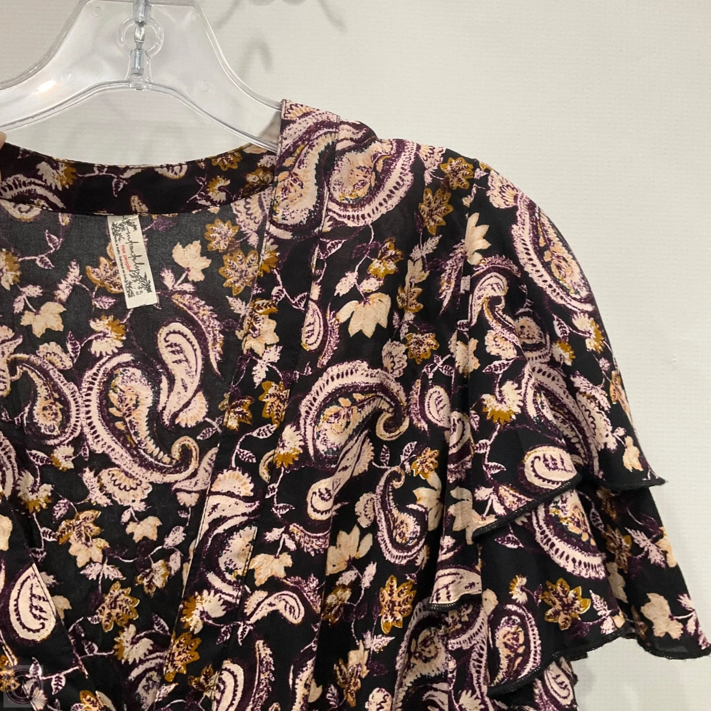 Top Short Sleeve By Free People In Paisley Print, Size: S