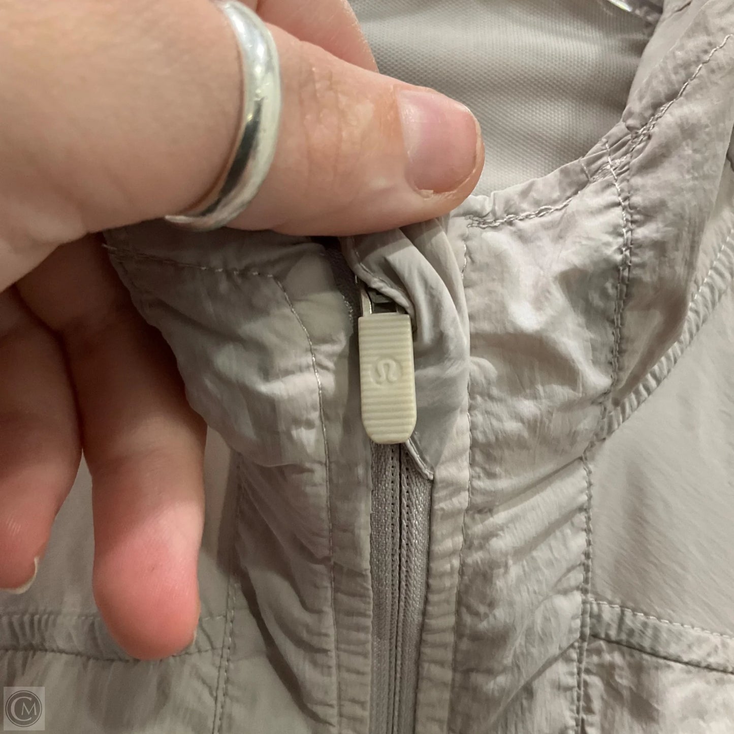 Jacket Windbreaker By Lululemon In Grey, Size: 2