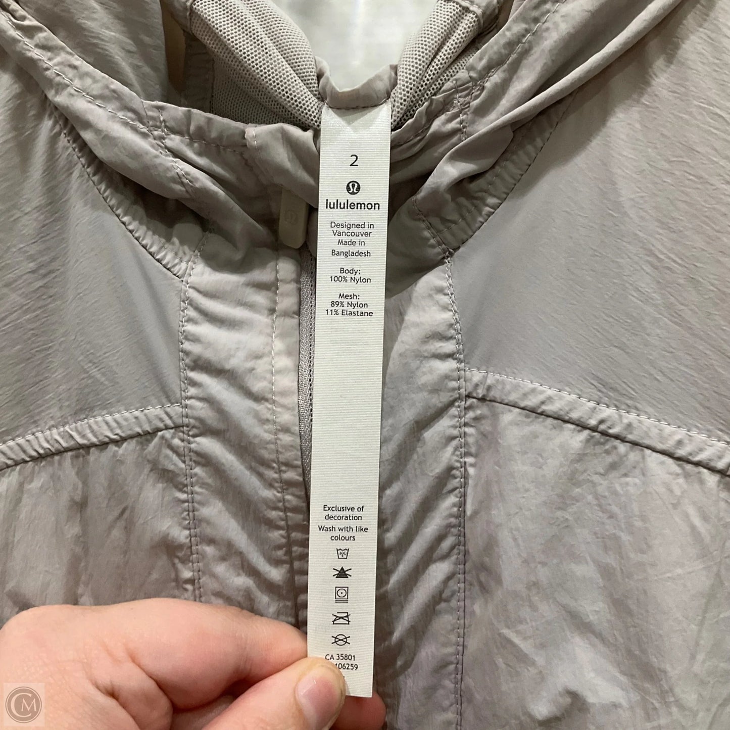 Jacket Windbreaker By Lululemon In Grey, Size: 2