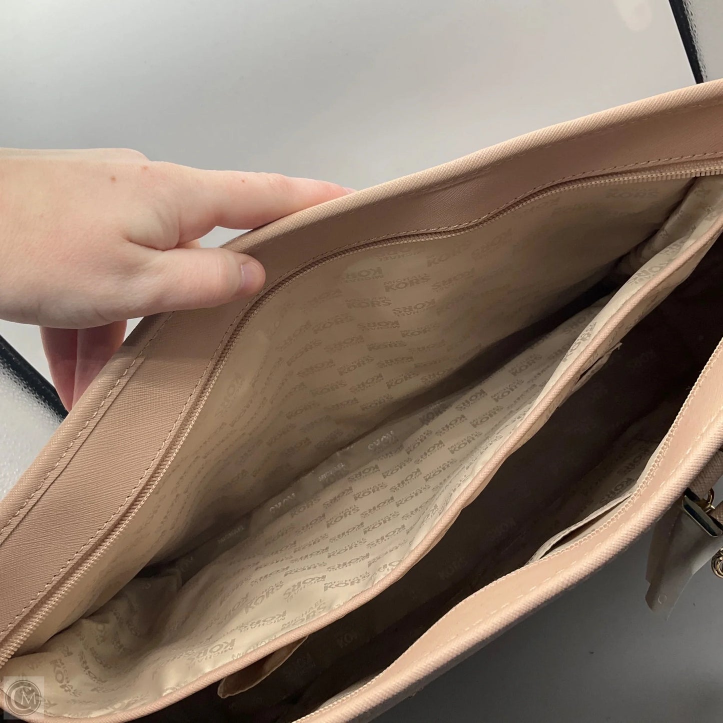 Handbag Designer By Michael Kors, Size: Large