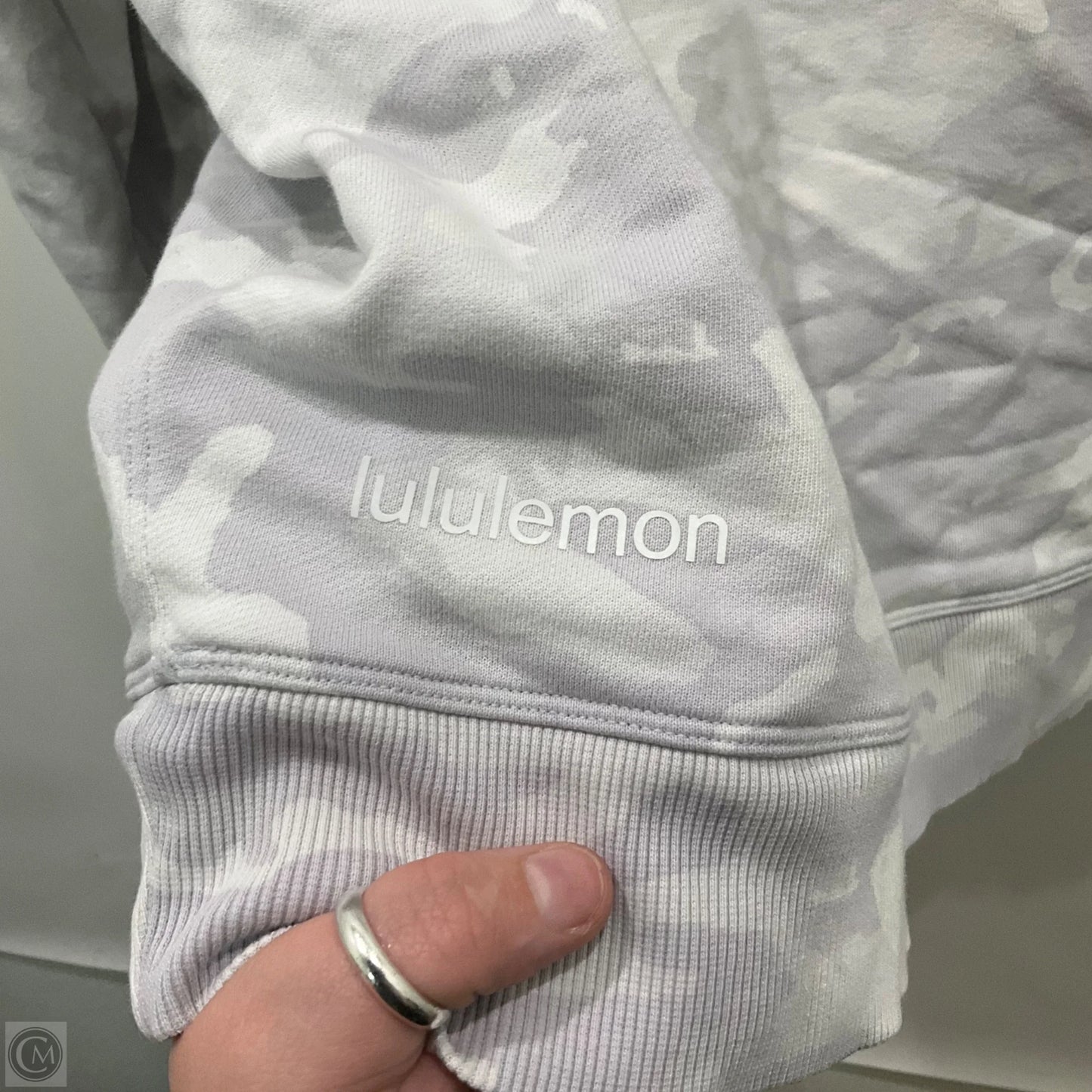 Athletic Sweatshirt Crewneck By Lululemon In Camouflage Print, Size: 8