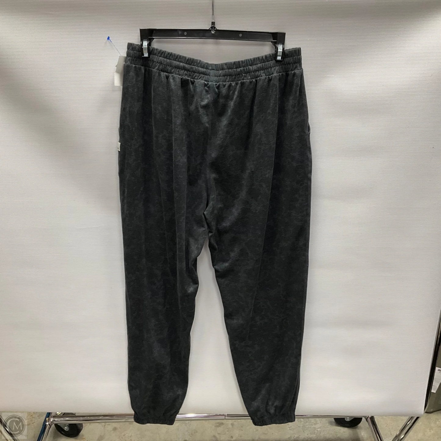 Athletic Pants By Vuori In Grey, Size: M