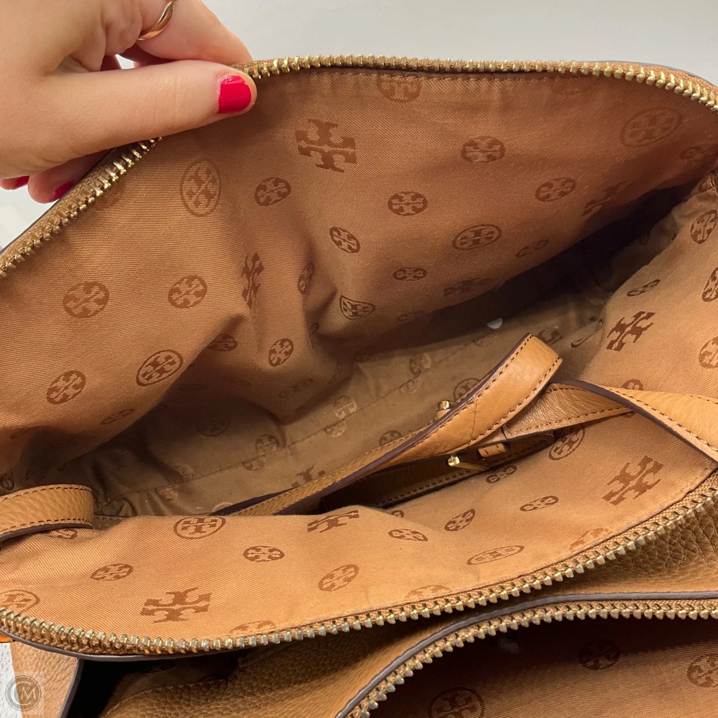 Handbag Designer By Tory Burch, Size: Medium