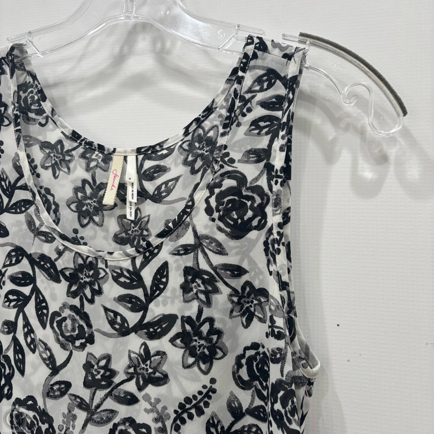 Top Long Sleeve By Frenchi In Black, Size: L