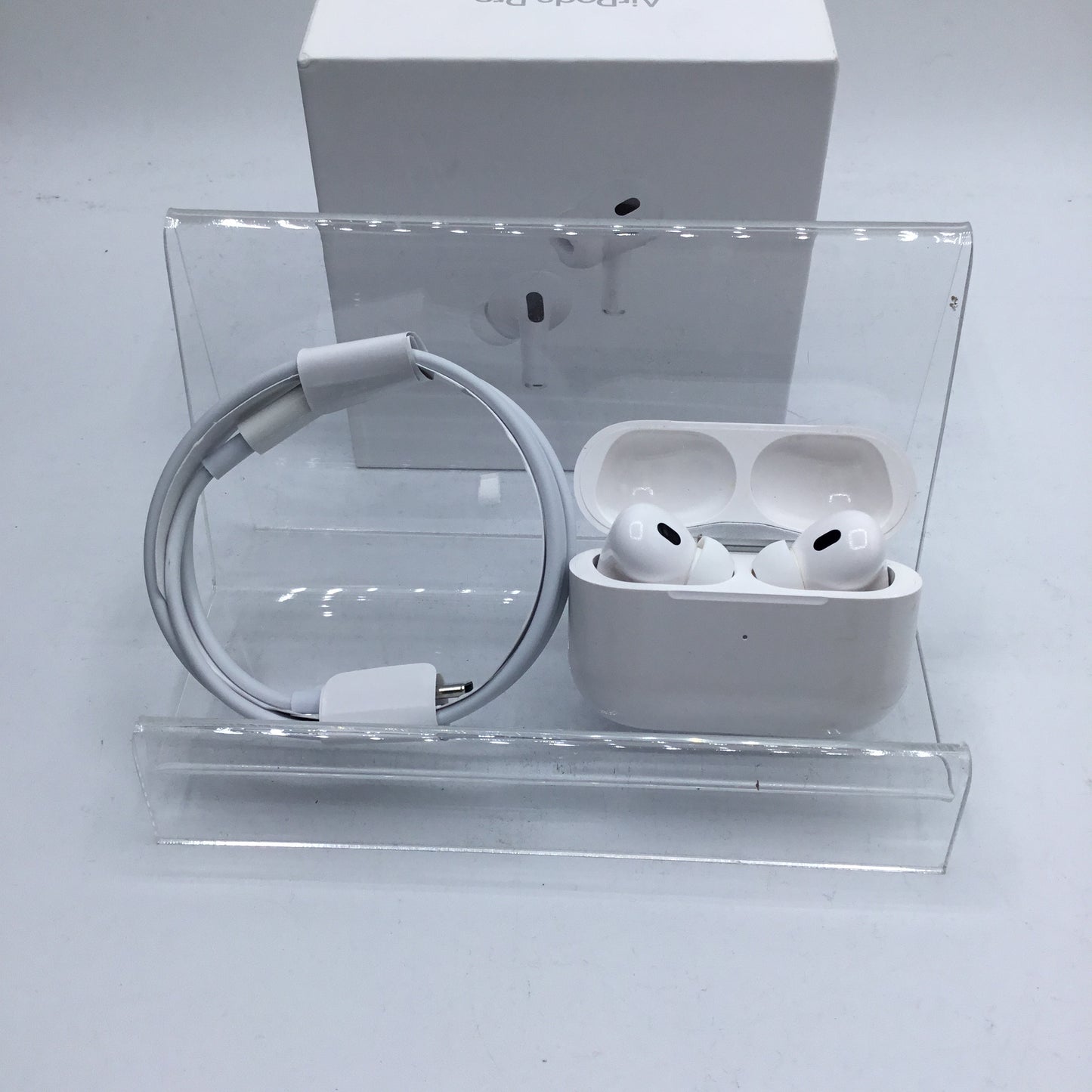 Accessory Label By Apple
