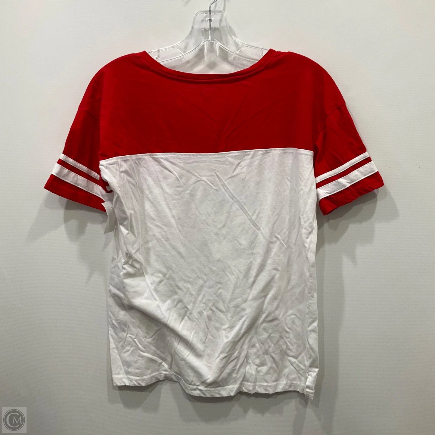 Top Short Sleeve By Clothes Mentor In Red, Size: M