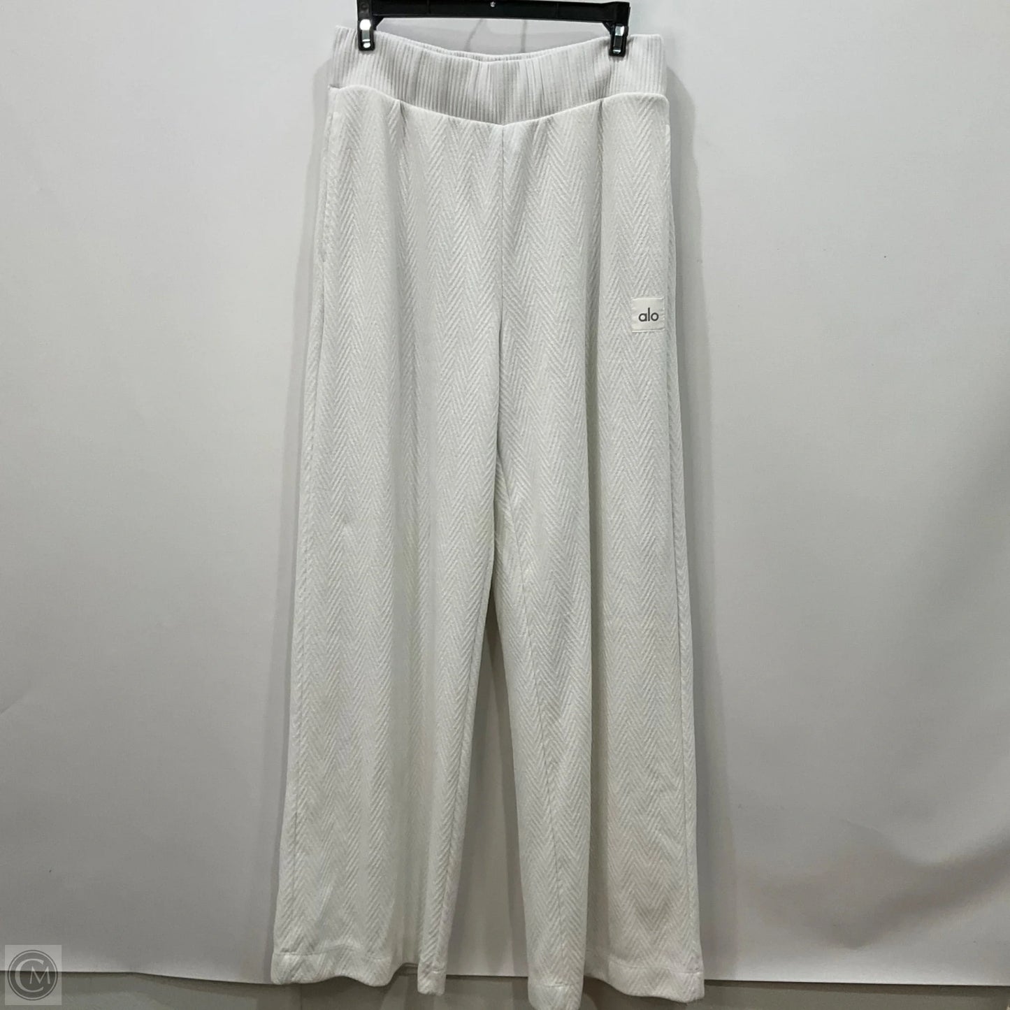 Athletic Pants By Alo In White, Size: M