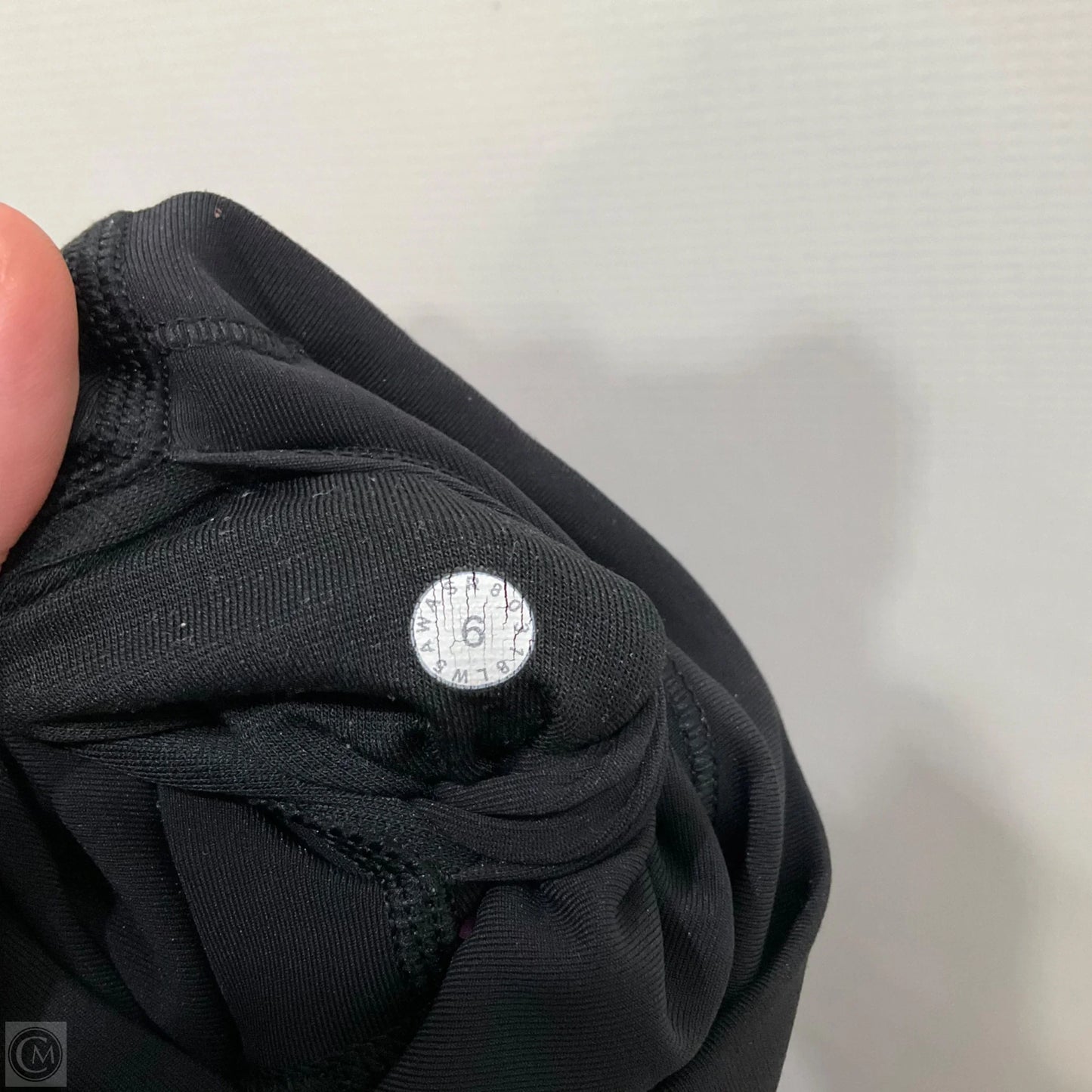 Athletic Leggings By Lululemon In Black, Size: 6
