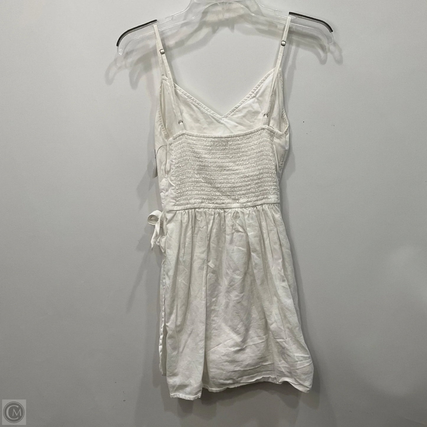 Dress Casual Short By Abercrombie And Fitch In White, Size: M