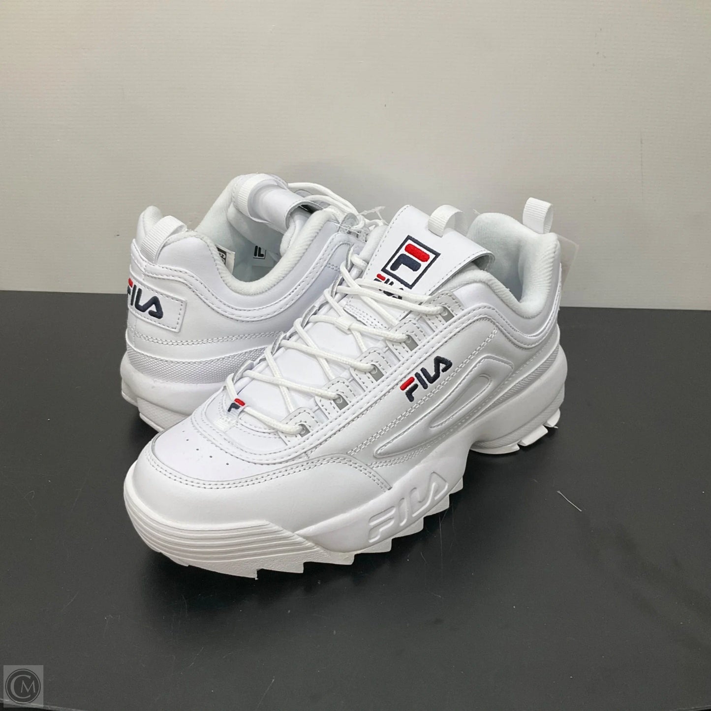 Shoes Sneakers By Fila In White, Size: 11