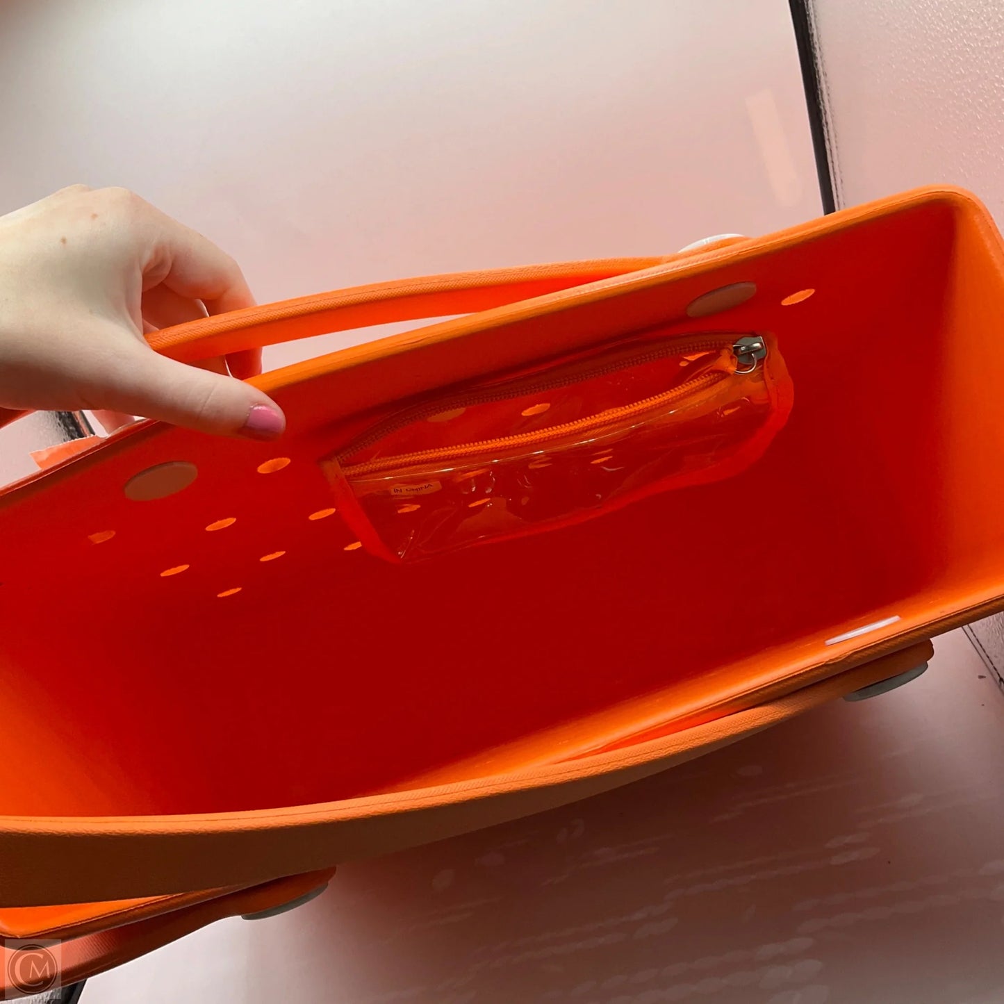 Tote By Clothes Mentor, Size: Large