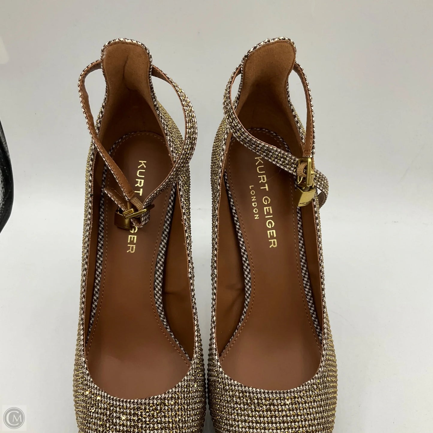 Shoes Designer By Kurt Geiger In Gold, Size: 11
