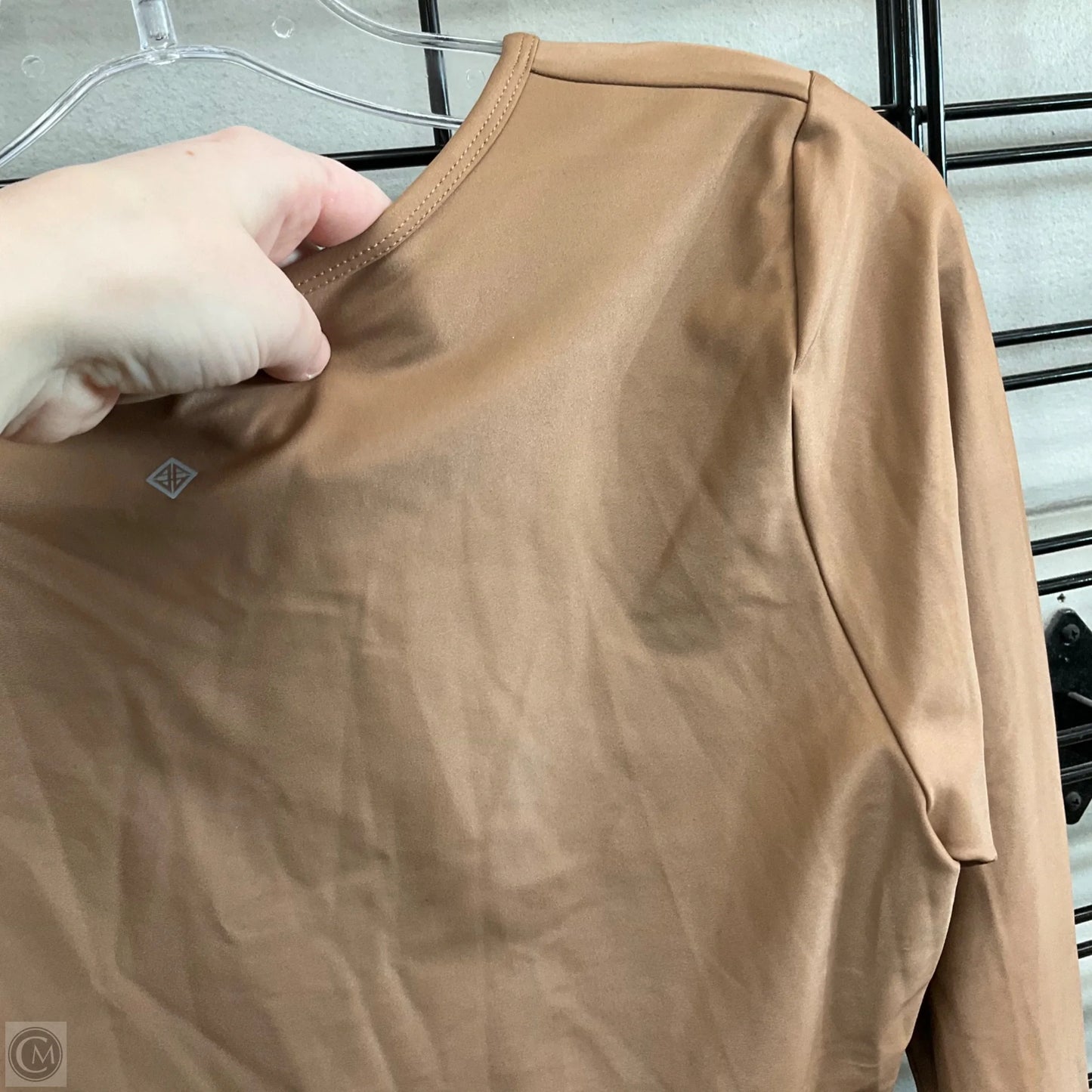 Athletic Top Long Sleeve Collar By Antonio Melani In Beige, Size: L