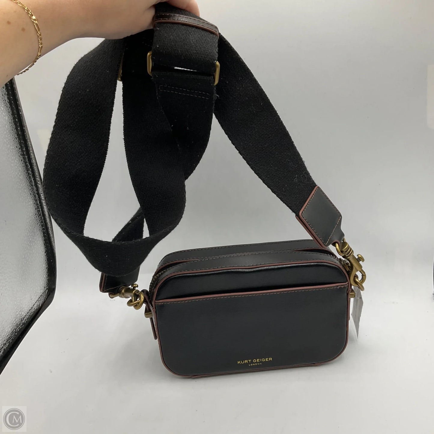 Crossbody Designer By Kurt Geiger, Size: Medium