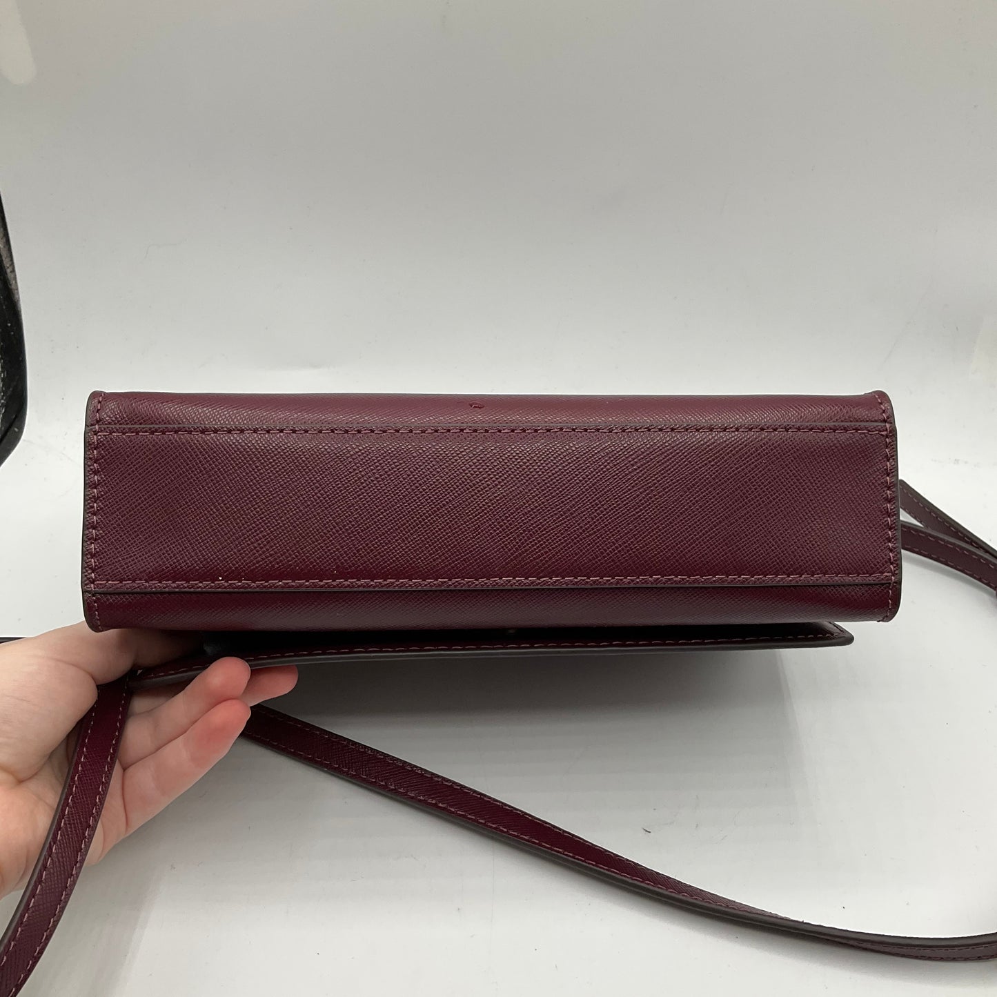 CROSSBODY DESIGNER by KATE SPADE In MAROON, Size: SMALL
