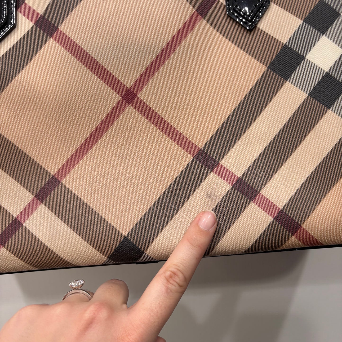 SUPERNOVA TOTE - AS IS By Burberry In Plaid Pattern, Size:Medium