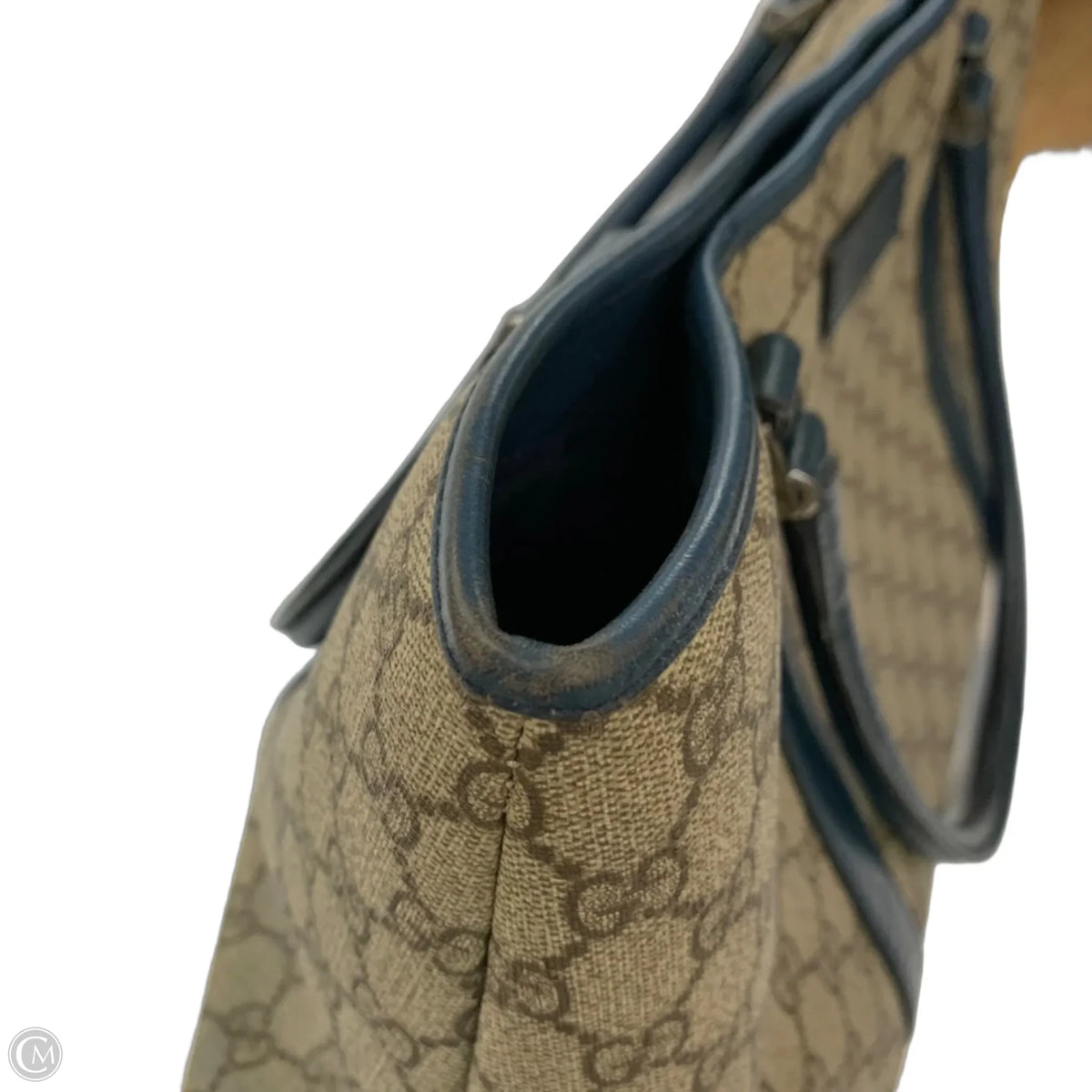 Tote Luxury Designer By Gucci, Size: Medium