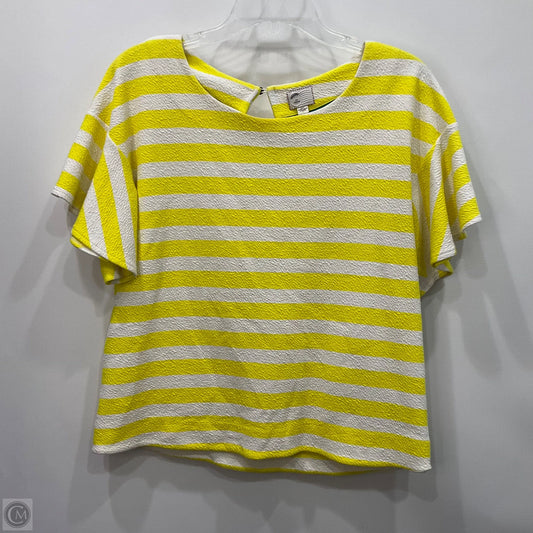 Top Short Sleeve By Clothes Mentor In Yellow, Size: M