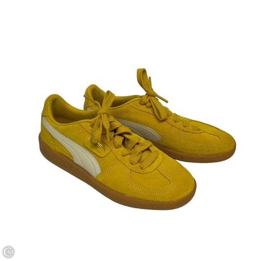 Shoes Sneakers By Puma In Yellow, Size: 7
