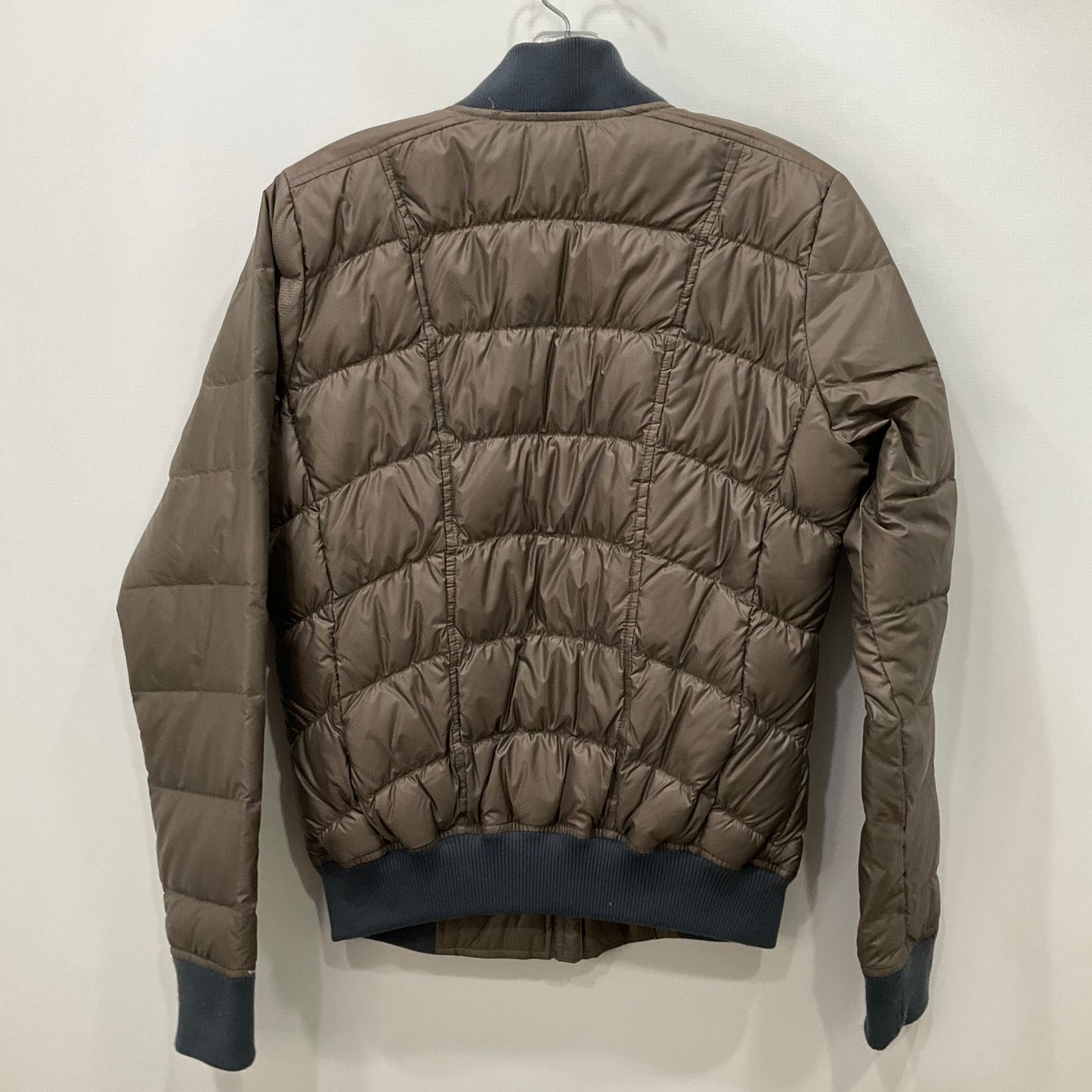 Jacket Puffer & Quilted By Athleta In Taupe, Size: S