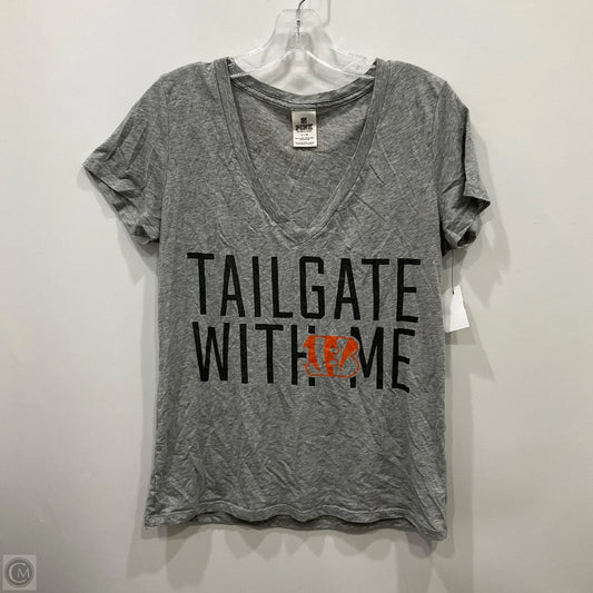 Top Short Sleeve By Nfl In Grey, Size: L