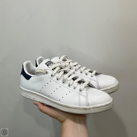Shoes Sneakers By Adidas In White, Size: 7