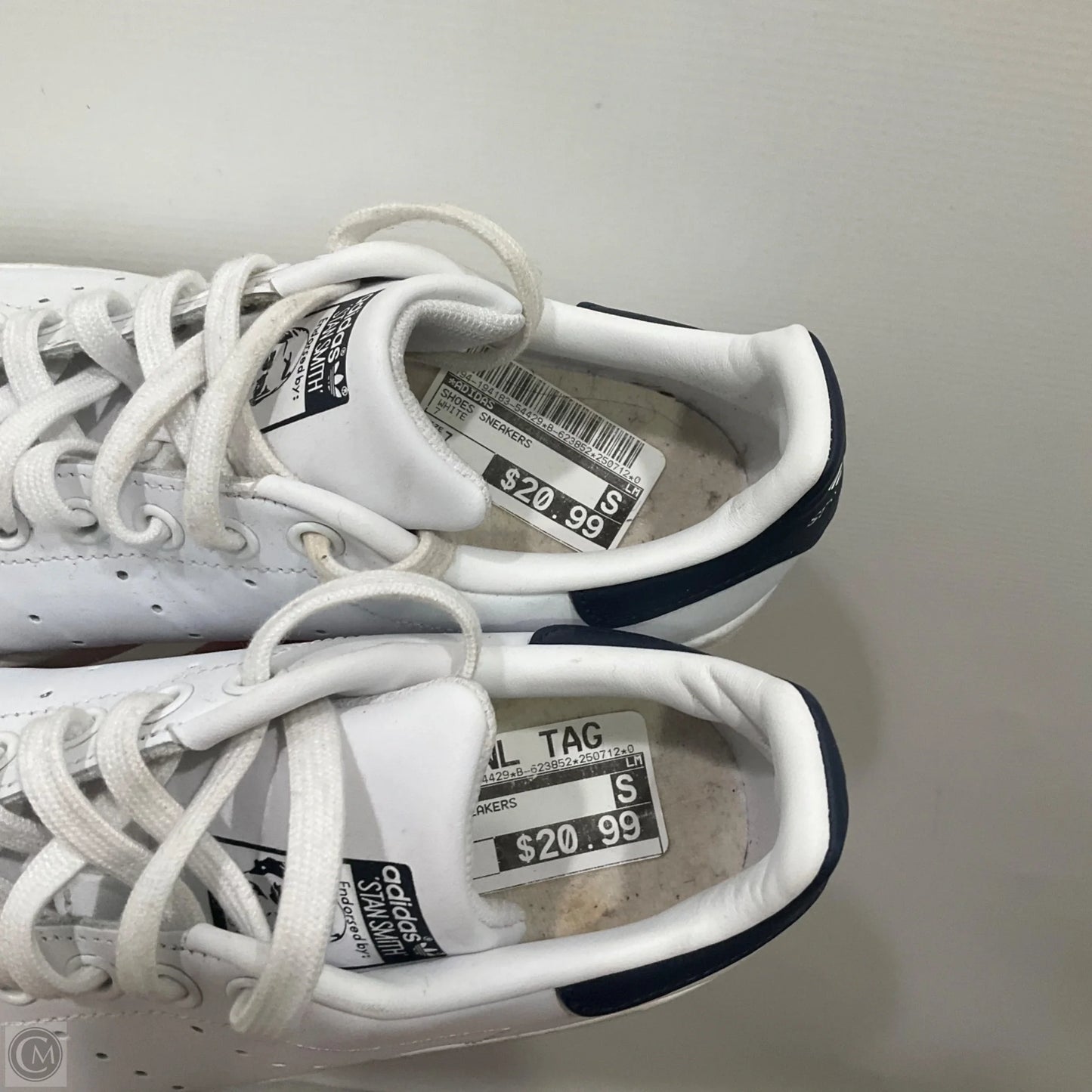 Shoes Sneakers By Adidas In White, Size: 7