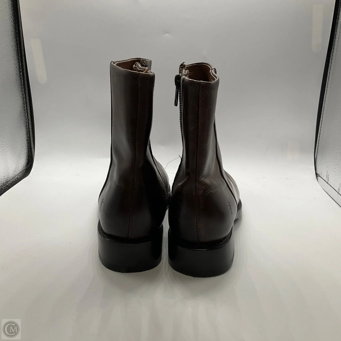 Boots Ankle Flats By Frye In Brown, Size: 8.5