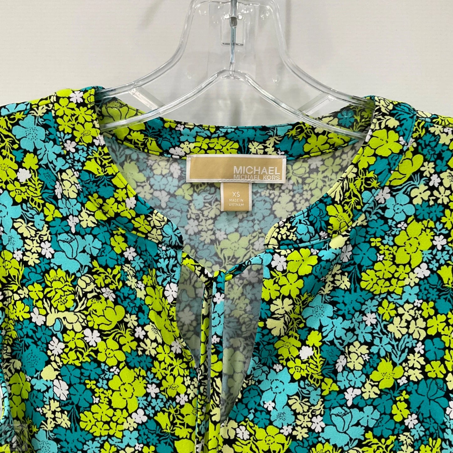 Dress Casual Short By Michael By Michael Kors In Blue & Green, Size: Xs