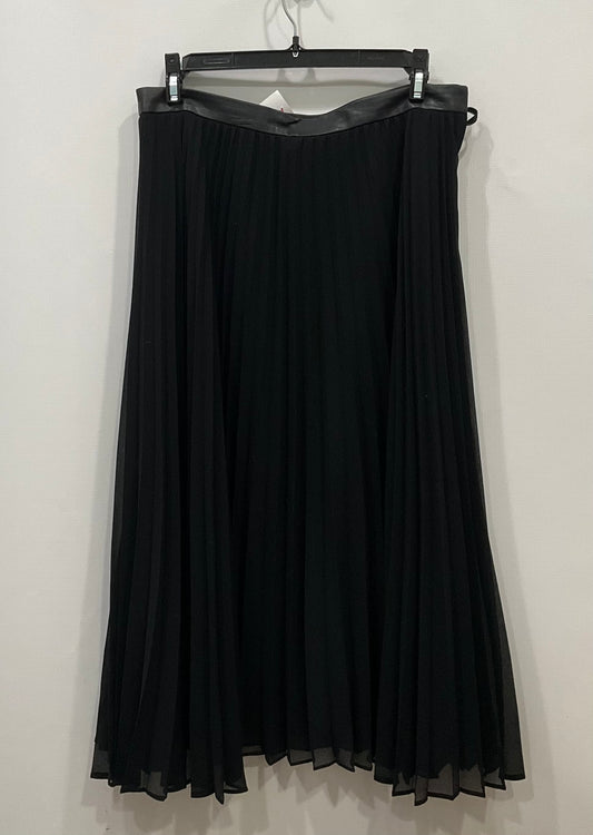 Skirt Midi By Banana Republic In Black, Size: 8
