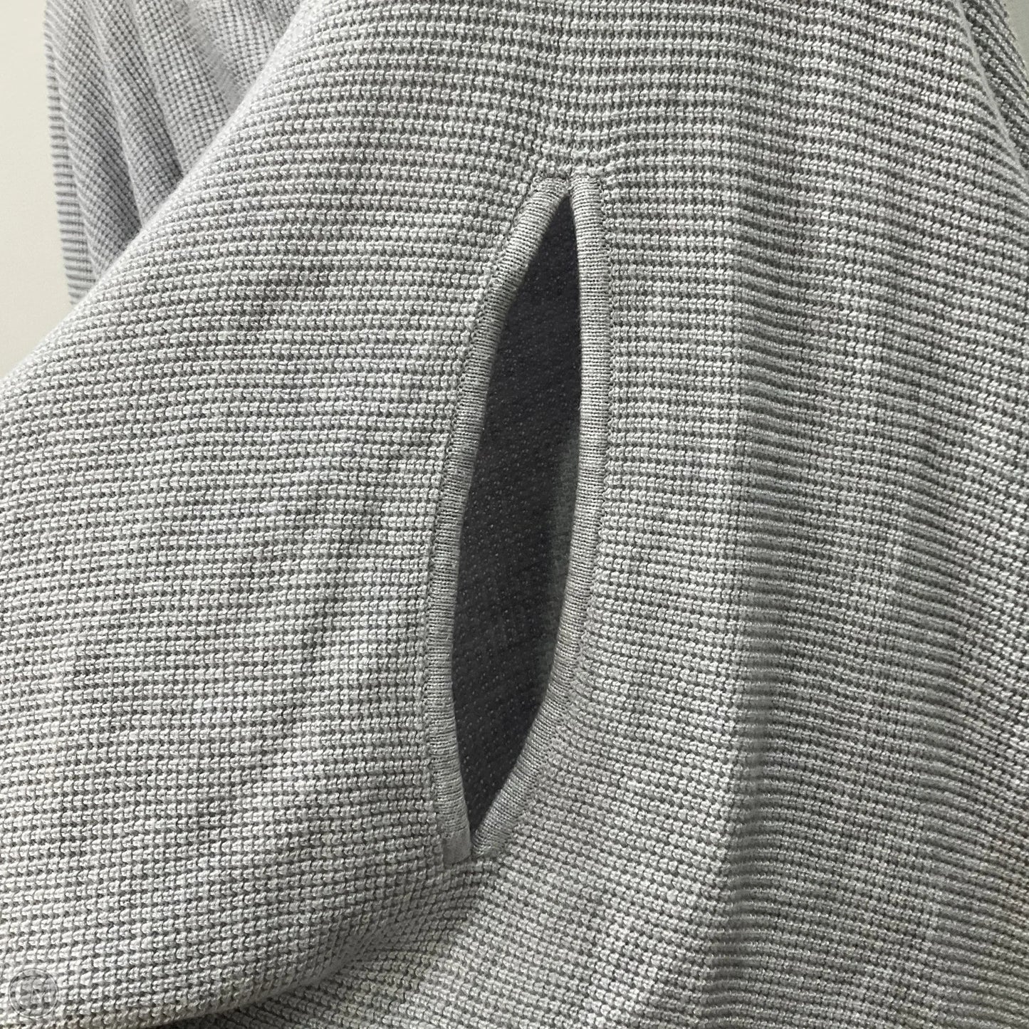Shawl By Lululemon In Grey, Size: Osfm