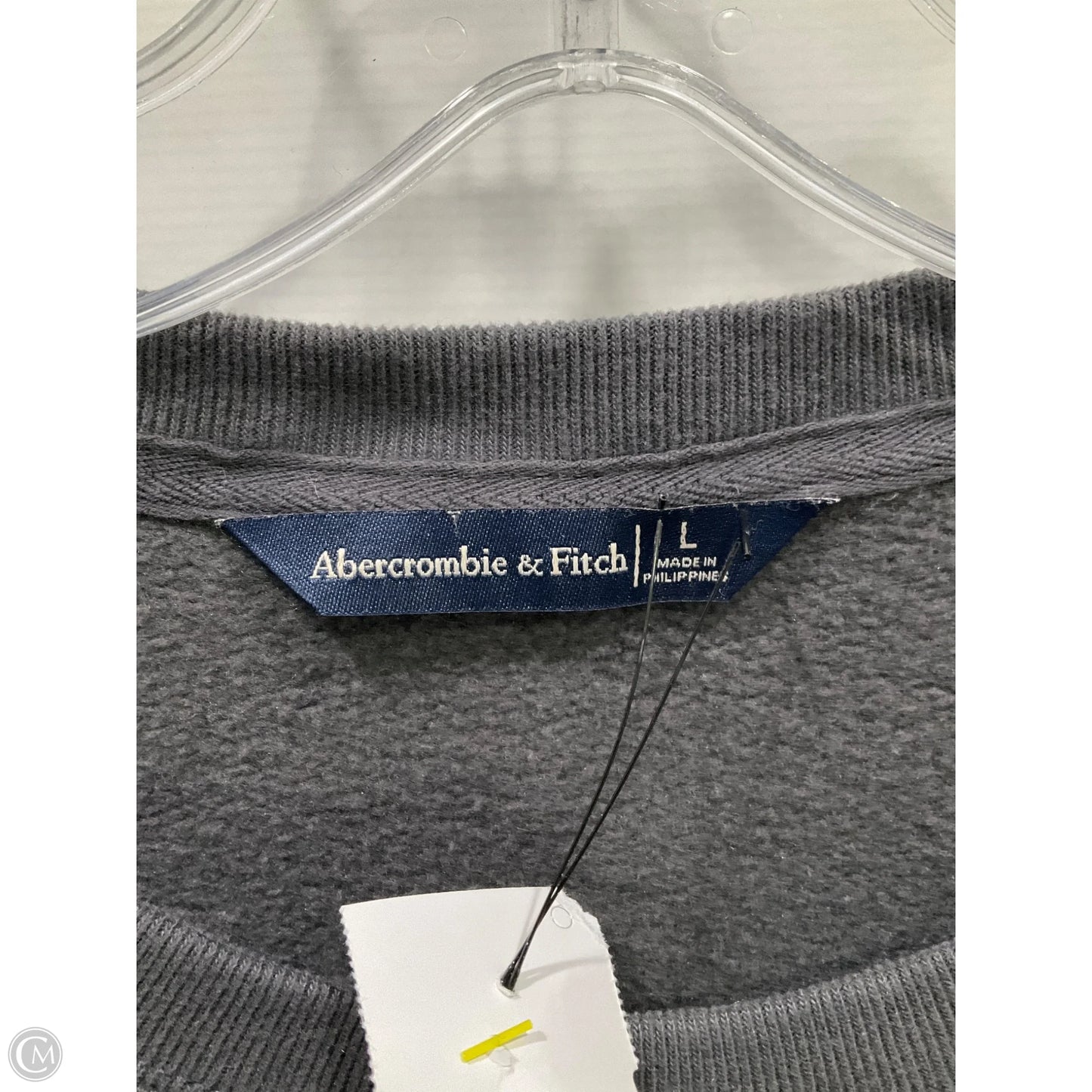 Sweatshirt Crewneck By Abercrombie And Fitch In Grey & White, Size: L