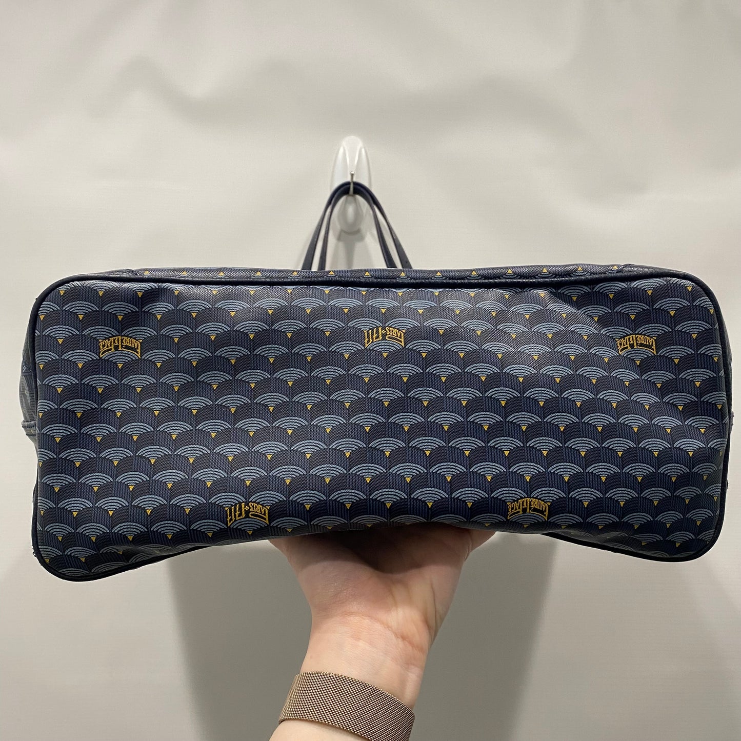 Handbag Luxury Designer By Faure Le Page  Size: Large