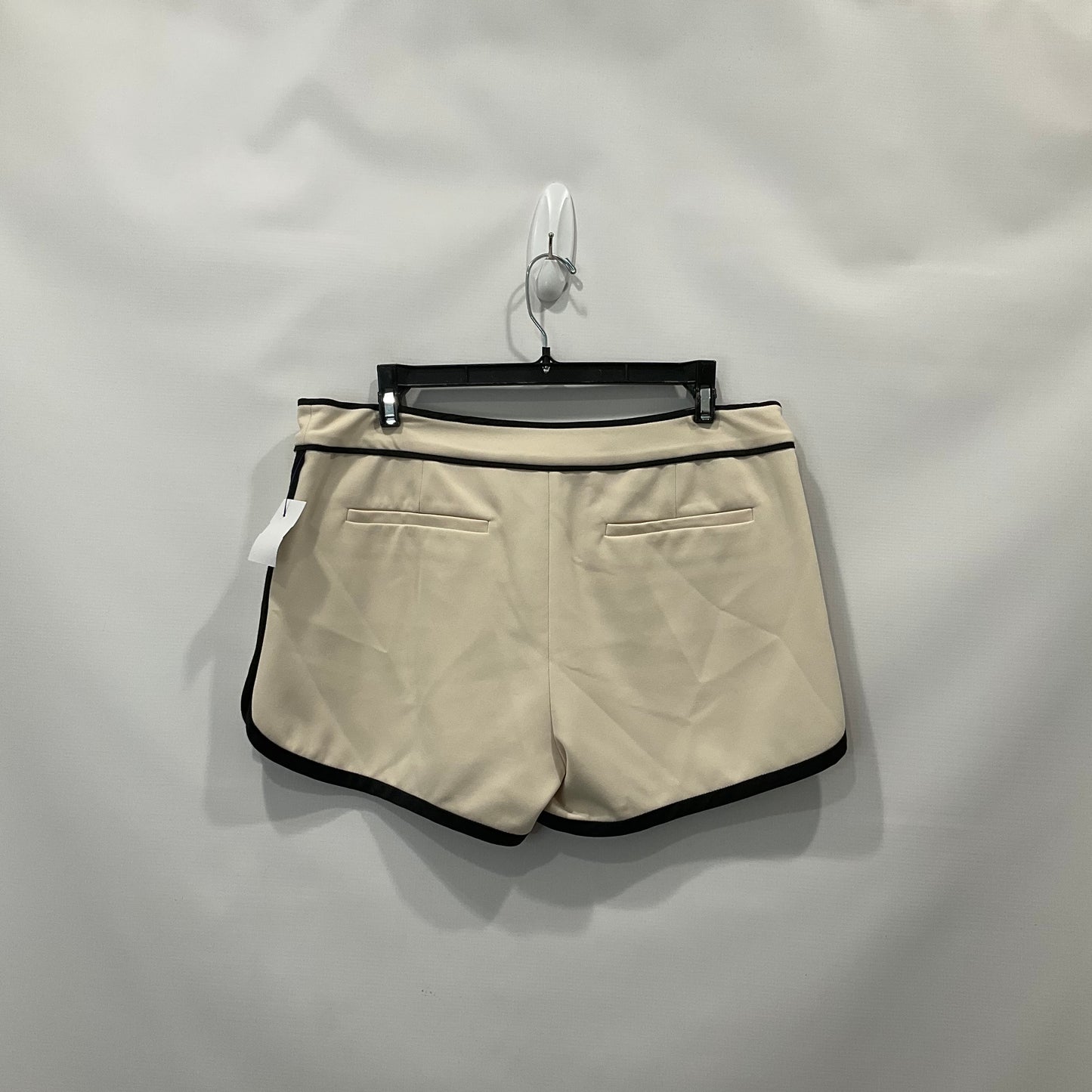 Shorts By Diane Von Furstenberg  Size: 8