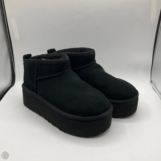 Boots Designer By Ugg In Black, Size: 7