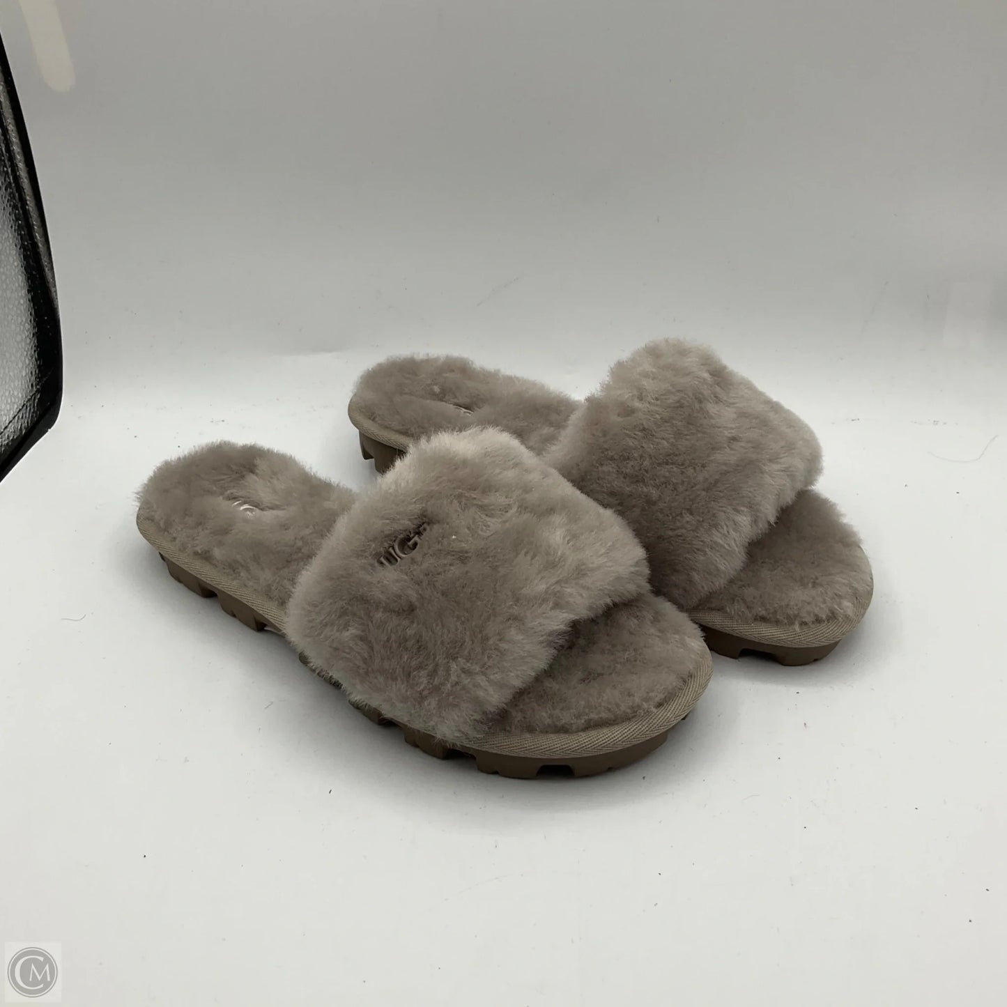 Slippers Designer By Ugg In Grey, Size: 6