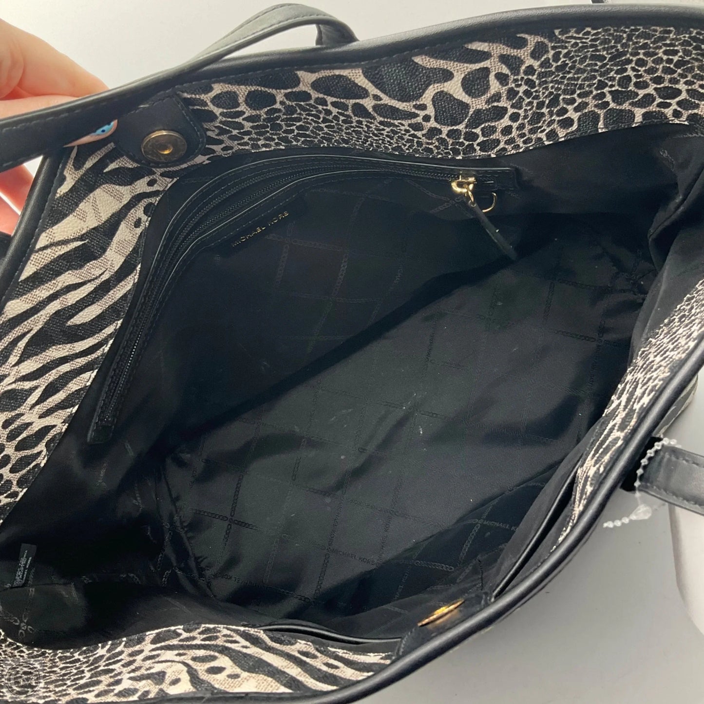 Handbag Designer By Michael Kors, Size: Large