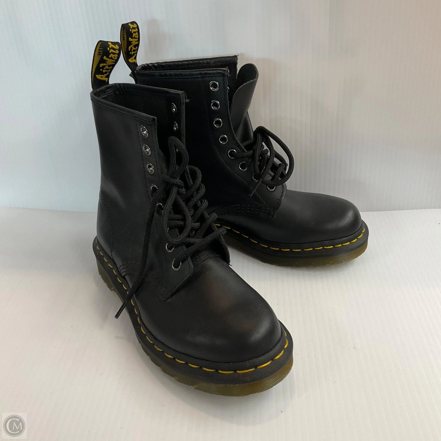Boots Ankle Flats By Dr Martens In Black, Size: 6