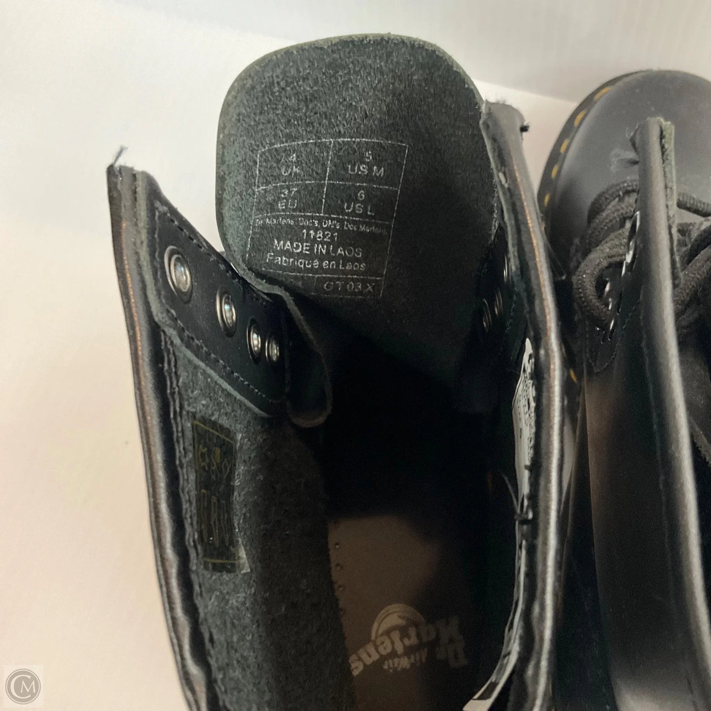 Boots Ankle Flats By Dr Martens In Black, Size: 6