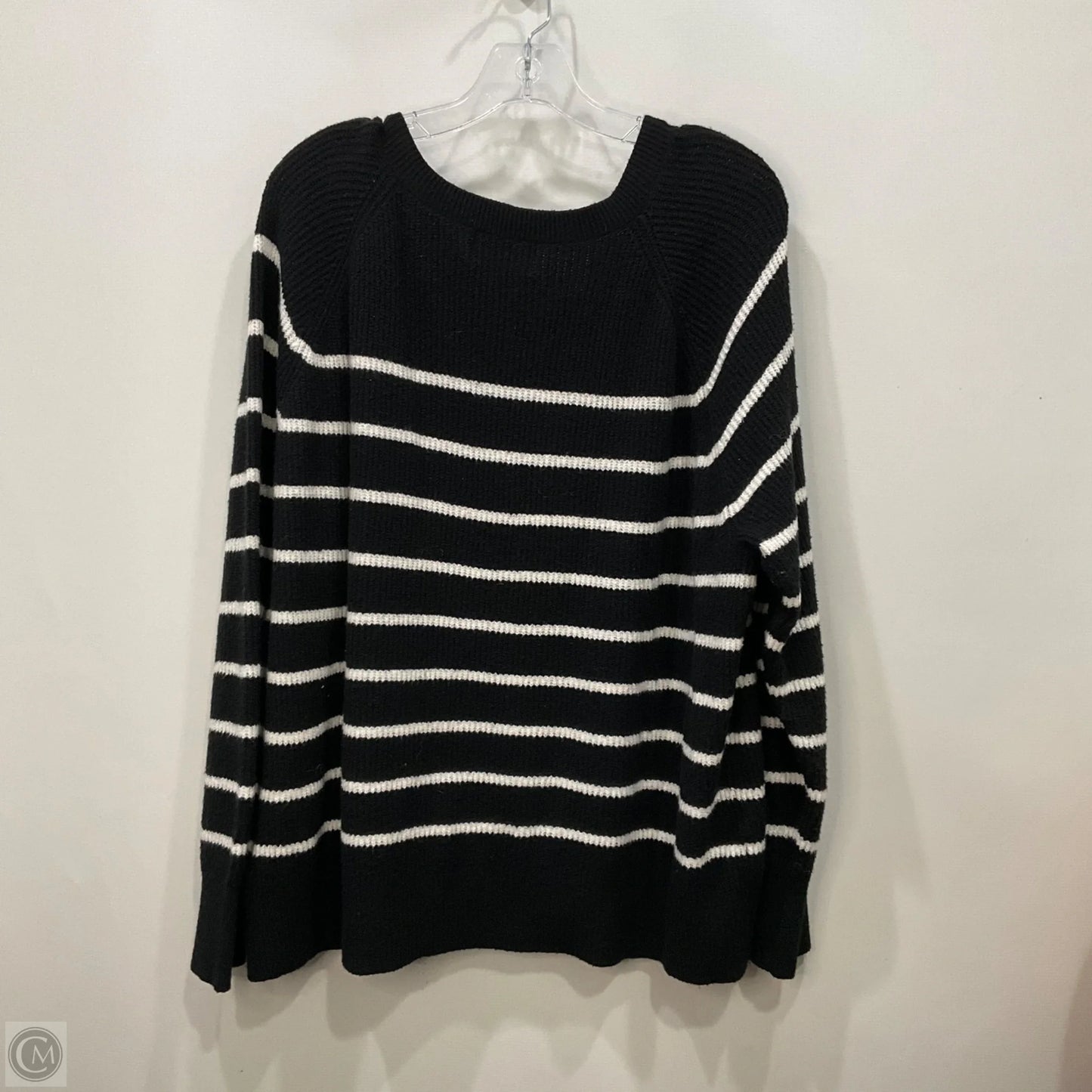 Sweater By Old Navy In Black & White, Size: Xl