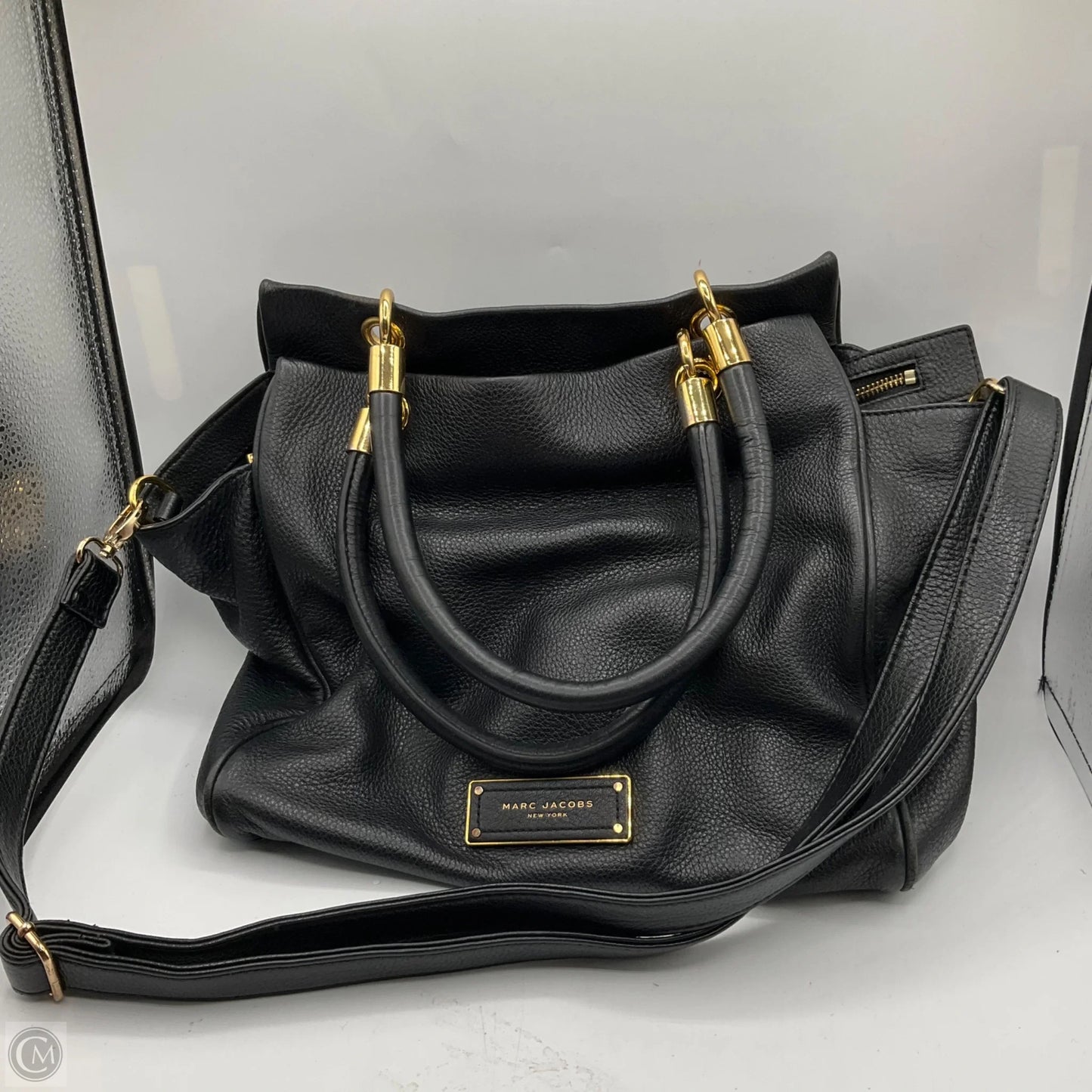 Handbag Luxury Designer By Marc Jacobs, Size: Medium