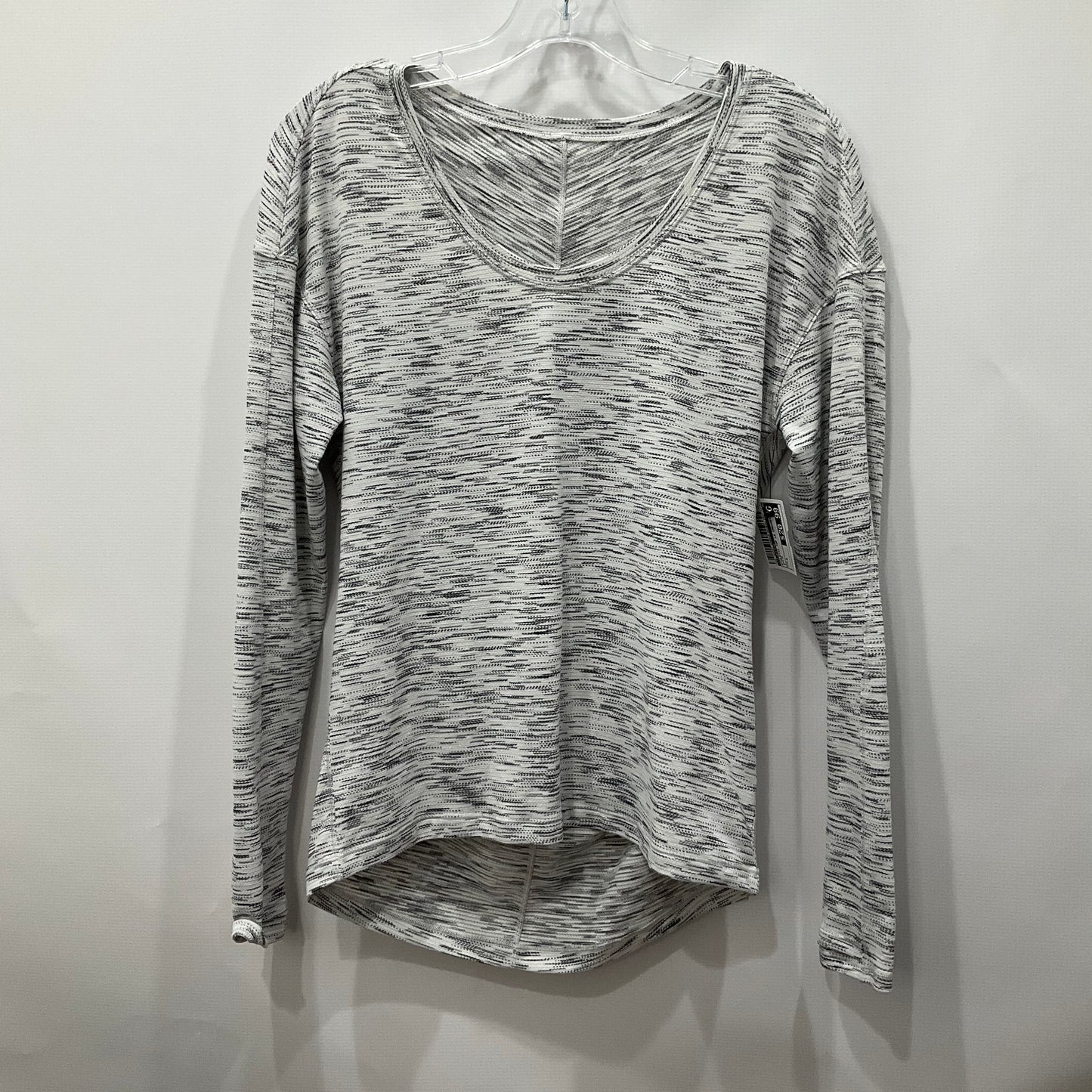 White Athletic Top Long Sleeve Crewneck Lululemon, Size 4