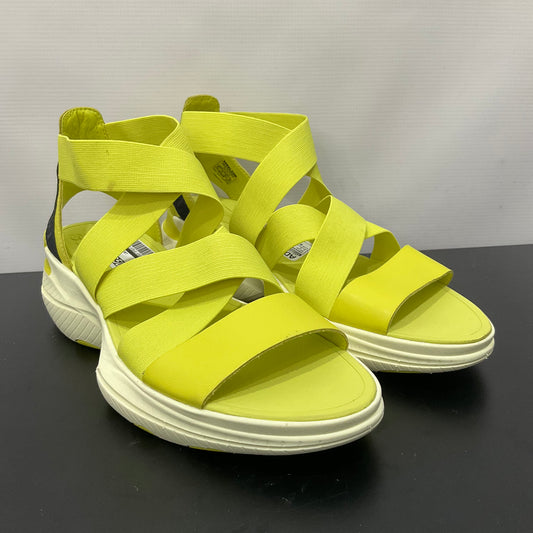 Neon Sandals Sport Sorel, Size 9.5