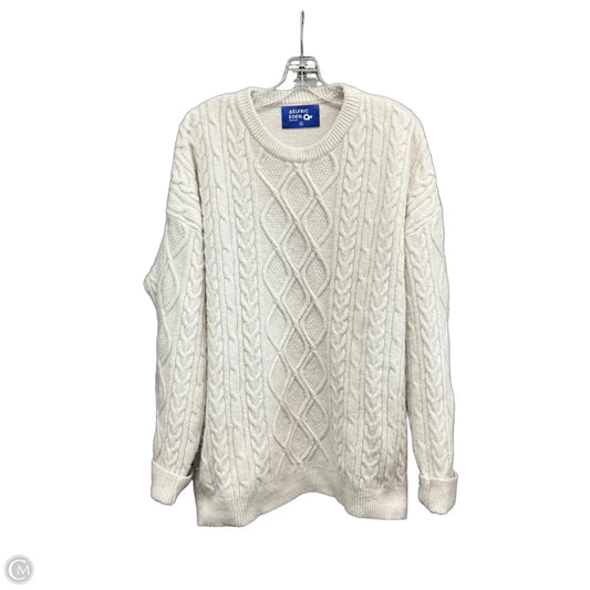 Sweater By Clothes Mentor In White, Size: Xl