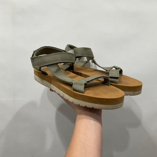 Green Sandals Flats Clothes Mentor, Size 9