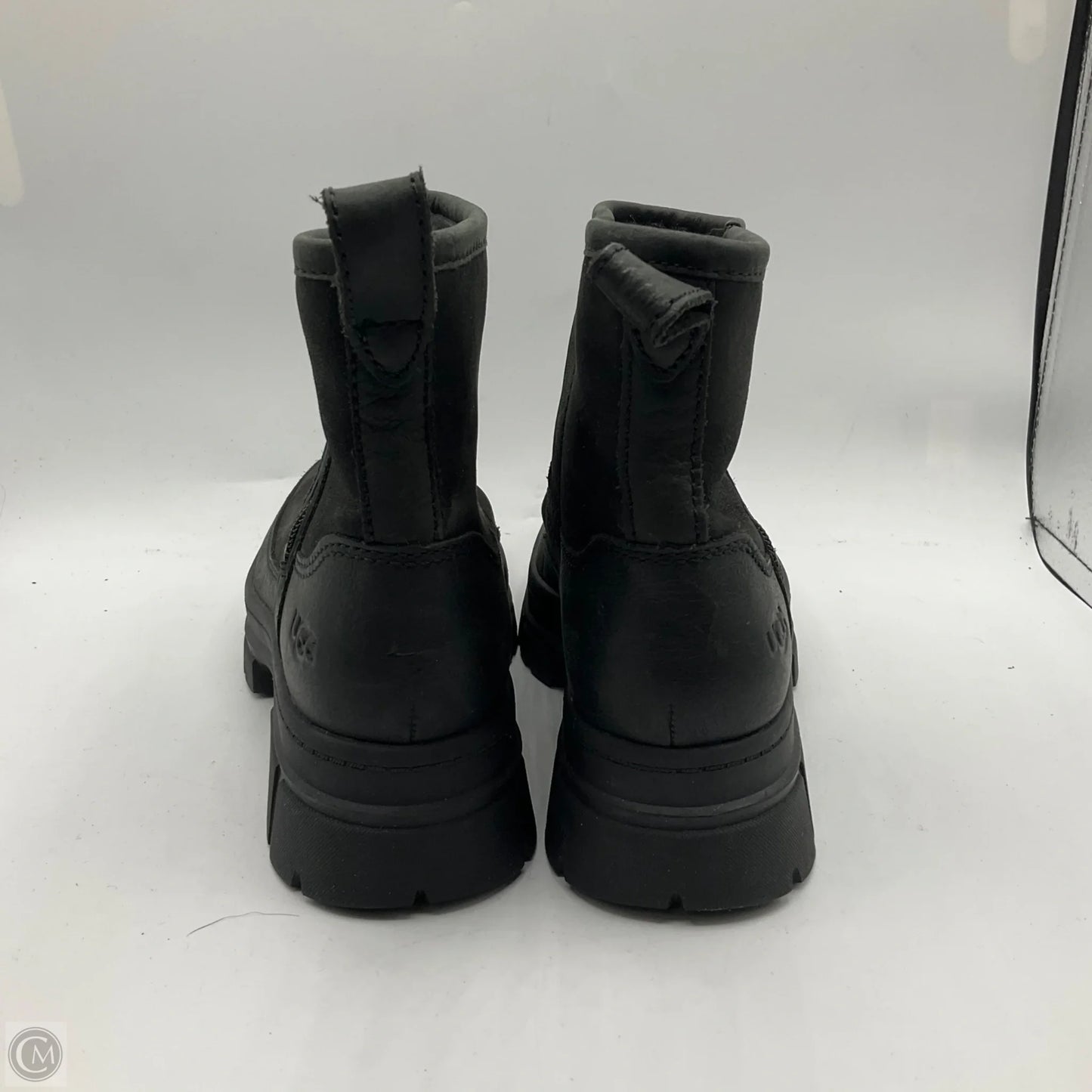 Boots Designer By Ugg In Black, Size: 6