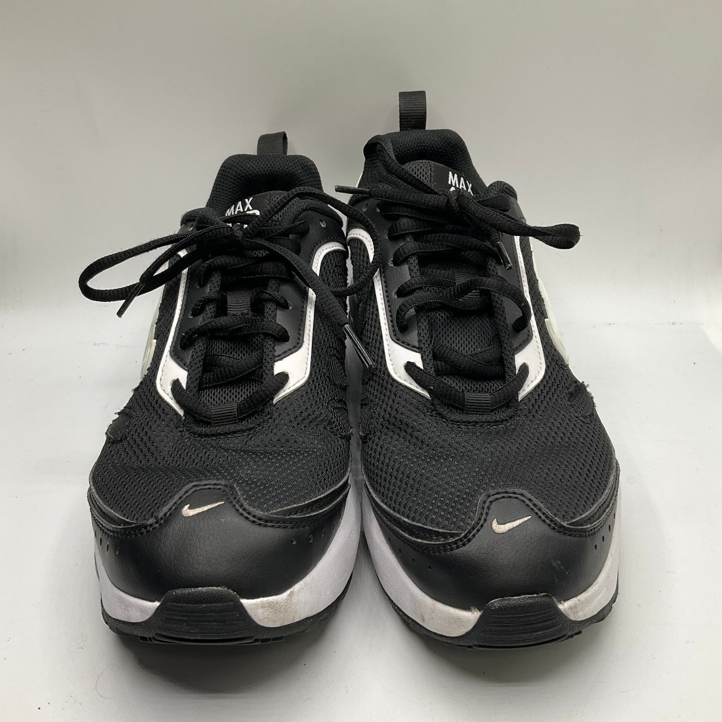 Shoes Athletic By Nike In Black, Size: 9