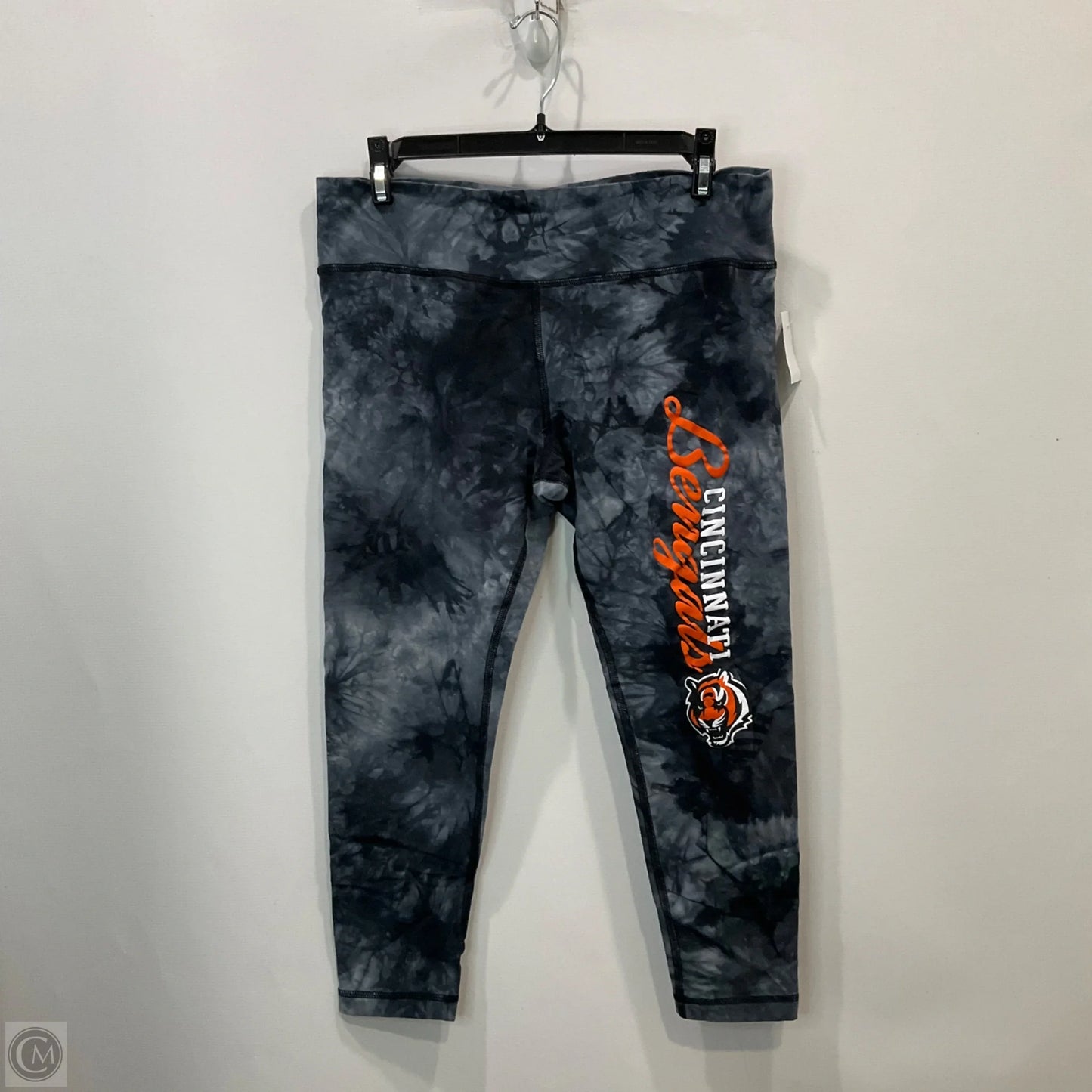 Athletic Leggings By Clothes Mentor In Grey, Size: L