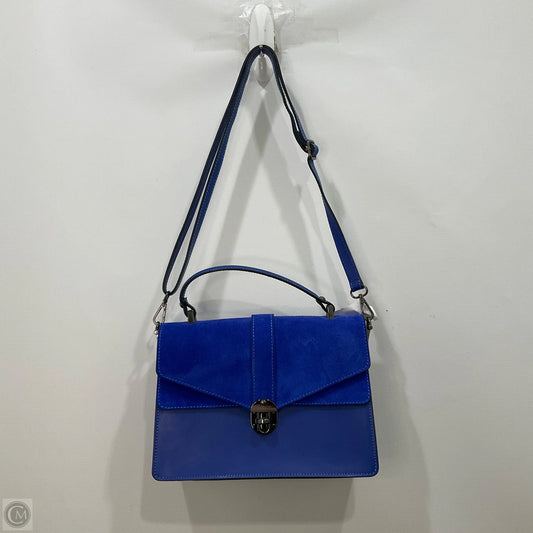 Crossbody By Clothes Mentor, Size: Medium